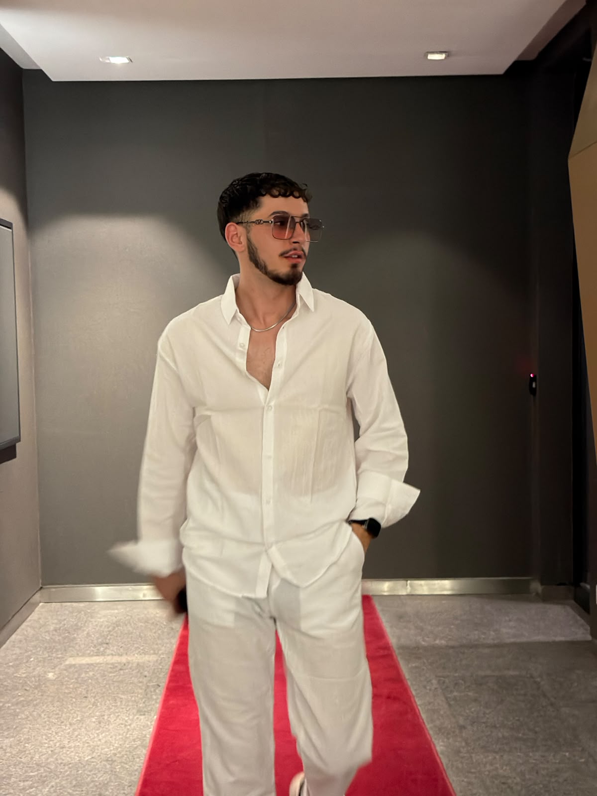 Premium Beyaz Keten Takım | Oversize Gömlek & Rahat Kesim Pantolon