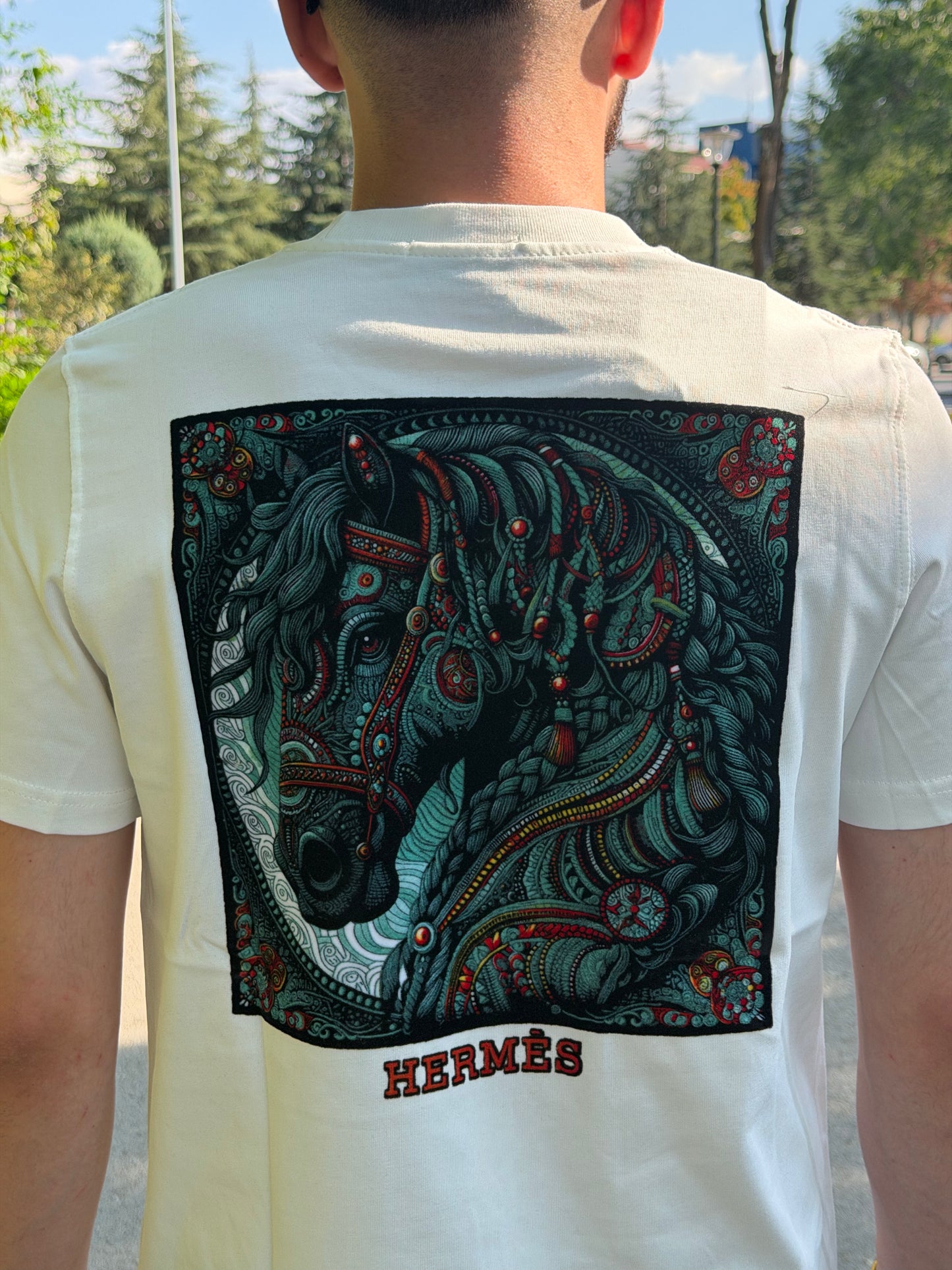 HILLS Zebra Desenli Grafik Baskılı Beyaz Tişört